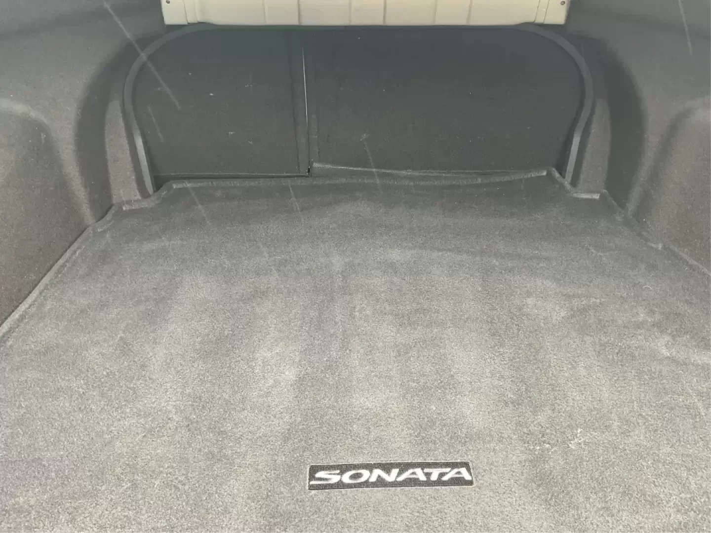 2013 Gray Hyundai Sonata GLS (5NPEB4AC5DH) with an 2.4L L4 DOHC 16V engine, 6-Speed Automatic transmission, located at 8750 N County Rd 25A, Piqua, OH, 45356, (937) 908-9800, 40.164391, -84.232513 - 2013 Hyundai Sonata GLS - Photo#11