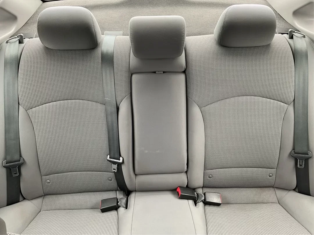 2013 Gray Hyundai Sonata GLS (5NPEB4AC5DH) with an 2.4L L4 DOHC 16V engine, 6-Speed Automatic transmission, located at 8750 N County Rd 25A, Piqua, OH, 45356, (937) 908-9800, 40.164391, -84.232513 - 2013 Hyundai Sonata GLS - Photo#13