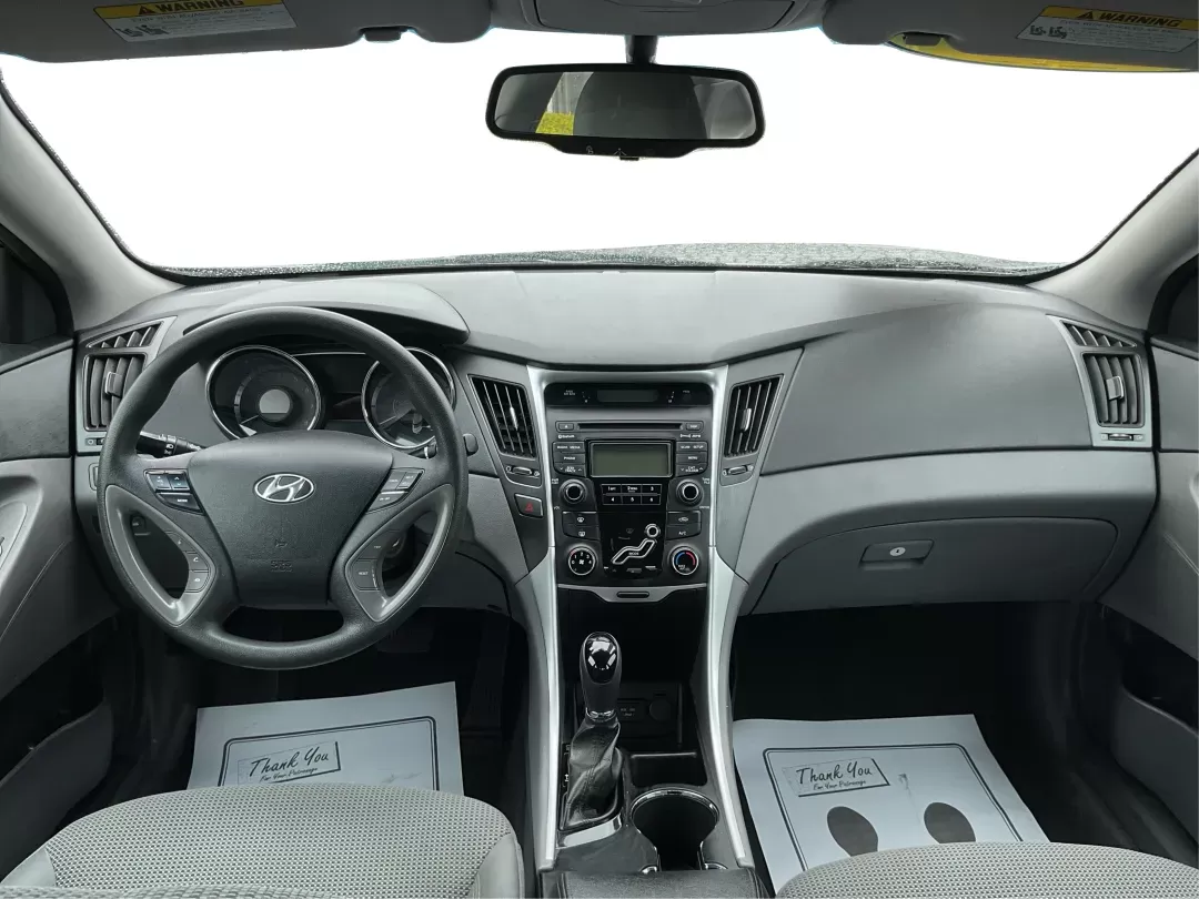 2013 Gray Hyundai Sonata GLS (5NPEB4AC5DH) with an 2.4L L4 DOHC 16V engine, 6-Speed Automatic transmission, located at 8750 N County Rd 25A, Piqua, OH, 45356, (937) 908-9800, 40.164391, -84.232513 - 2013 Hyundai Sonata GLS - Photo#19