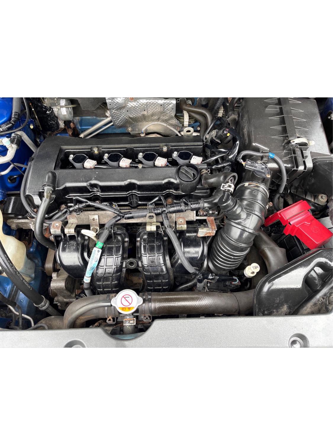 2015 Octane Blue Metallic Mitsubishi Outlander Sport SE AWC (4A4AR4AU0FE) with an 2.0L L4 DOHC 16V engine, Continuously Variable Transmission transmission, located at 1184 Kauffman Ave, Fairborn, OH, 45324, (937) 908-9800, 39.807072, -84.030914 - Photo #10