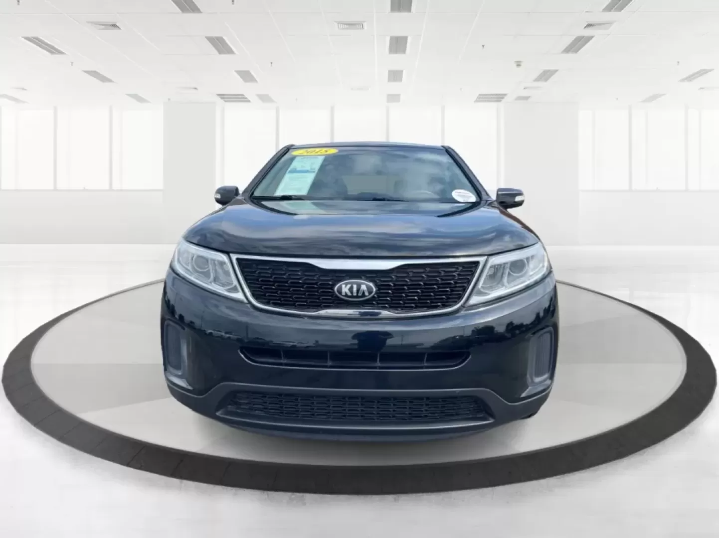 2015 Kia Sorento LX (5XYKT3A60FG) with an 2.4L I-4 gasoline direct injection engine, located at 880 E. National Road, Vandalia, OH, 45377, (937) 908-9800, 39.891918, -84.183594 - ### Discover Adventure with the 2015 Kia Sorento LX - Your Perfect Family SUV!<br /> <br /> Are you seeking the ideal vehicle for weekend getaways or daily commutes? Look no further! The 2015 Kia Sorento LX is the perfect SUV for growing families and adventure-seekers alike. With its spacious interi - Photo#7
