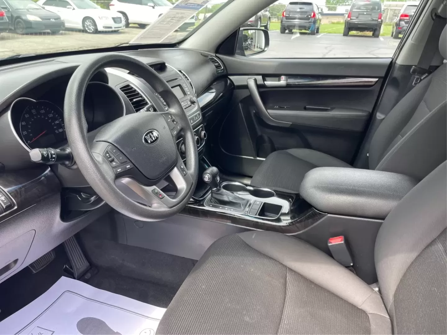 2015 Kia Sorento LX (5XYKT3A60FG) with an 2.4L I-4 gasoline direct injection engine, located at 880 E. National Road, Vandalia, OH, 45377, (937) 908-9800, 39.891918, -84.183594 - ### Discover Adventure with the 2015 Kia Sorento LX - Your Perfect Family SUV!<br /> <br /> Are you seeking the ideal vehicle for weekend getaways or daily commutes? Look no further! The 2015 Kia Sorento LX is the perfect SUV for growing families and adventure-seekers alike. With its spacious interi - Photo#9