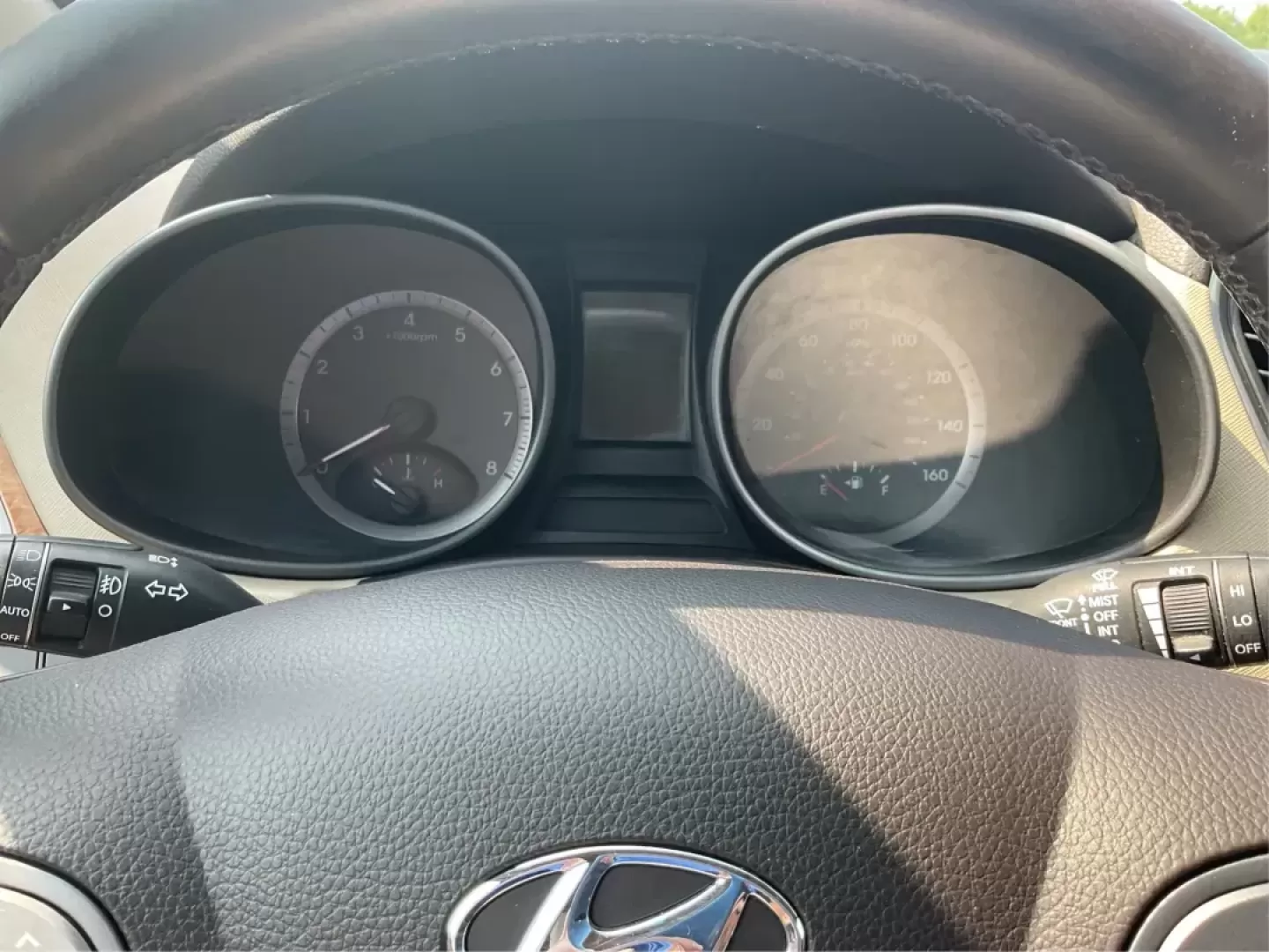 2013 Twilight Black Hyundai Santa Fe Sport 2.4 AWD (5XYZUDLB5DG) with an 2.4L L4 DOHC 16V engine, 6-Speed Automatic transmission, located at 4508 South Dixie Dr, Moraine, OH, 45439, (937) 908-9800, 39.689976, -84.218452 - Photo#14