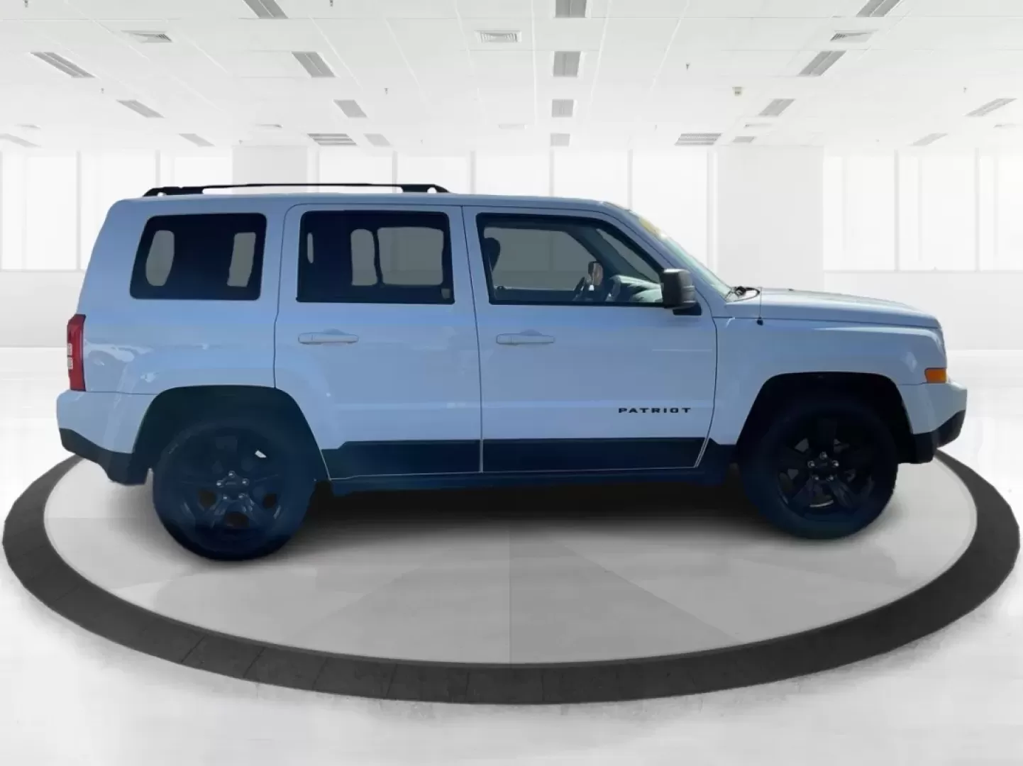 2015 Jeep Patriot Altitude Edition (1C4NJPBA1FD) with an 2L I-4 DOHC engine, located at 880 E. National Road, Vandalia, OH, 45377, (937) 908-9800, 39.891918, -84.183594 - Are you ready to elevate your adventures and embrace a life filled with excitement? If you're a weekend wanderer or a growing family looking for a reliable SUV, the 2015 Jeep Patriot Altitude Edition at Advantage Car and Credit is here to meet your needs. With its spacious interior, rugged design, a - Photo#1