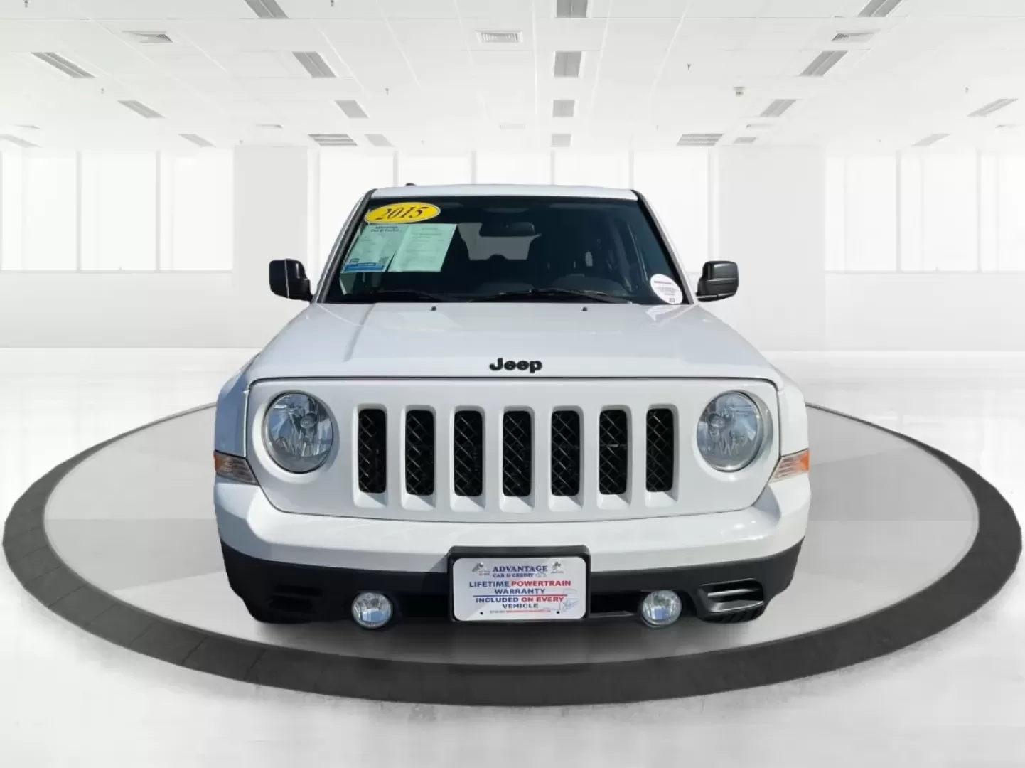 2015 Jeep Patriot Altitude Edition (1C4NJPBA1FD) with an 2L I-4 DOHC engine, located at 880 E. National Road, Vandalia, OH, 45377, (937) 908-9800, 39.891918, -84.183594 - Are you ready to elevate your adventures and embrace a life filled with excitement? If you're a weekend wanderer or a growing family looking for a reliable SUV, the 2015 Jeep Patriot Altitude Edition at Advantage Car and Credit is here to meet your needs. With its spacious interior, rugged design, a - Photo#4