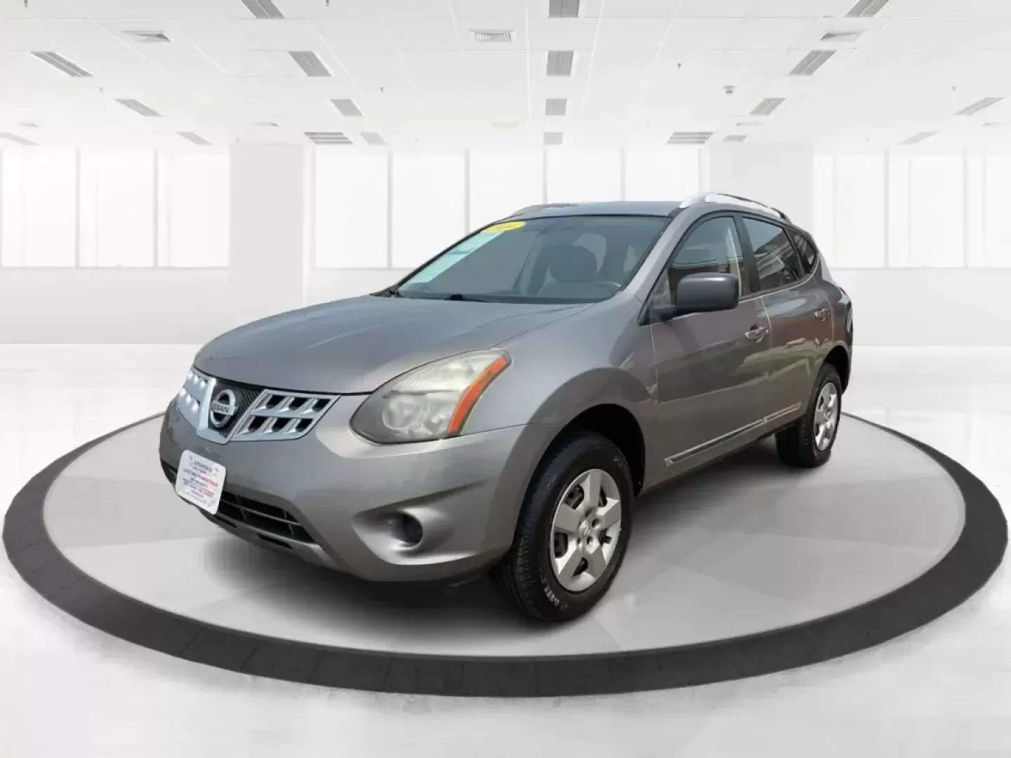 2014 Platinum Graphite Nissan Rogue Select S AWD (JN8AS5MV4EW) with an 2.5L L4 DOHC 16V engine, Continuously Variable Transmission transmission, located at 4508 South Dixie Dr, Moraine, OH, 45439, (937) 908-9800, 39.689976, -84.218452 - 2014 Nissan Rogue Select S AWD - Photo#7