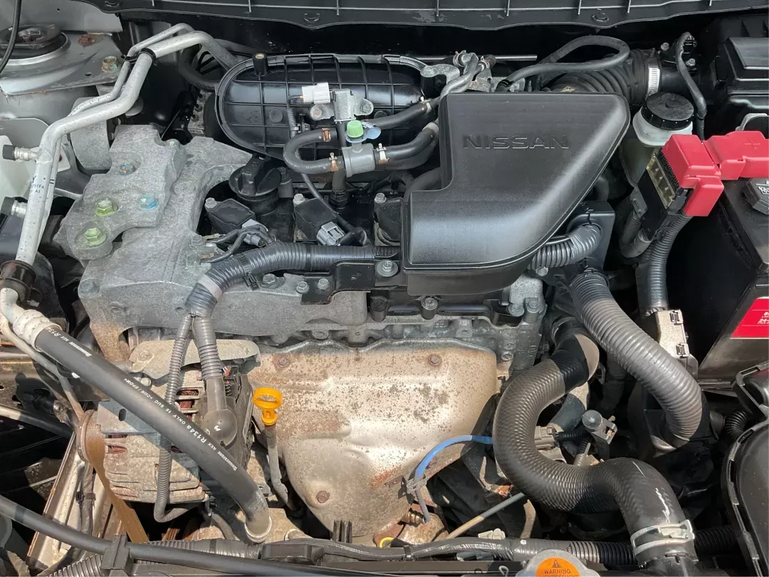 2014 Platinum Graphite Nissan Rogue Select S AWD (JN8AS5MV4EW) with an 2.5L L4 DOHC 16V engine, Continuously Variable Transmission transmission, located at 4508 South Dixie Dr, Moraine, OH, 45439, (937) 908-9800, 39.689976, -84.218452 - Photo#10