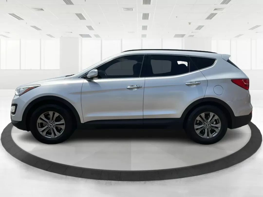 2014 Moonstone Silver Hyundai Santa Fe Sport 2.4 AWD (5XYZUDLB6EG) with an 2.4L L4 DOHC 16V engine, 6-Speed Automatic transmission, located at 8750 N County Rd 25A, Piqua, OH, 45356, (937) 908-9800, 40.164391, -84.232513 - **Adventure Awaits with the 2014 Hyundai Santa Fe Sport 2.4 AWD: Your Perfect Family Companion!** <br /> <br /> Are you searching for a vehicle that seamlessly blends versatility and reliability, ideal for everything from family road trips to daily commutes? Look no further! Advantage Car and Credit - Photo#5