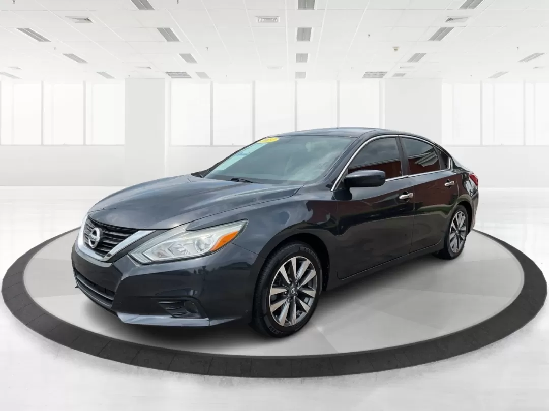 2017 Storm Blue Nissan Altima 2.5 SV (1N4AL3AP0HC) with an 2.5L L4 DOHC 16V engine, Continuously Variable Transmission transmission, located at 8750 N County Rd 25A, Piqua, OH, 45356, (937) 908-9800, 40.164391, -84.232513 - Unlock a seamless driving experience with the 2017 Nissan Altima 2.5 SV, a sedan designed not just for the daily commute but for life's countless adventures. Whether you're navigating the bustling streets of Fairborn, OH, or embarking on weekend getaways with the family, this Altima delivers a perfe - Photo#7