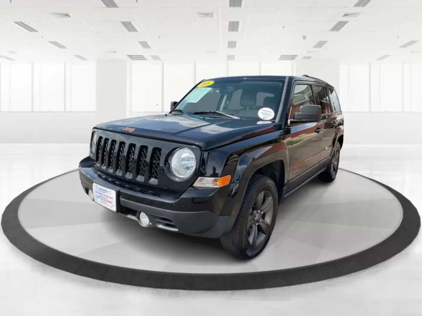 2016 Jeep Patriot 75th Anniversary (1C4NJPBBXGD) with an 2.4L I-4 DOHC engine, located at 880 E. National Road, Vandalia, OH, 45377, (937) 908-9800, 39.891918, -84.183594 - **Discover Your Next Adventure with the 2016 Jeep Patriot 75th Anniversary Edition!**<br /> <br /> Are you ready to embark on your next road trip or weekend adventure? The 2016 Jeep Patriot 75th Anniversary Edition is the perfect vehicle for those who crave exploration while enjoying the comforts of - Photo#8