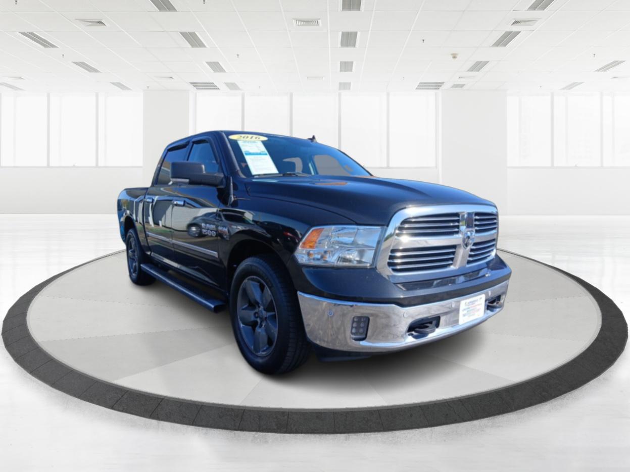 2016 RAM 1500 SLT Crew Cab SWB 4WD