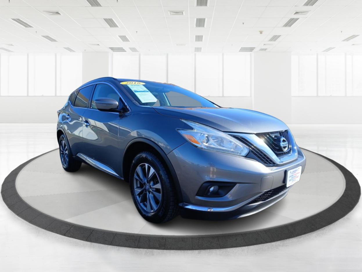 photo of 2016 Nissan Murano Platinum FWD