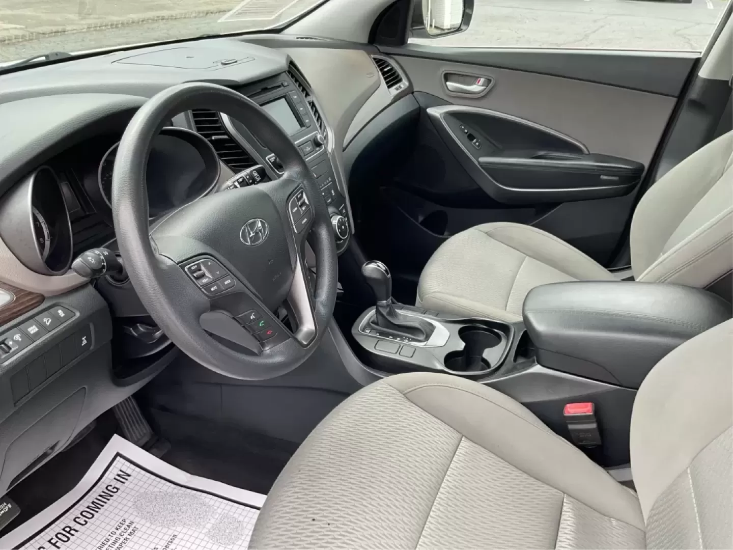 2017 Hyundai Santa Fe 2.4L (5NMZTDLB4HH) with an Theta II 2.4L I-4 gasoline direct injection engine, located at 880 E. National Road, Vandalia, OH, 45377, (937) 908-9800, 39.891918, -84.183594 - **Discover Your Next Adventure with the 2017 Hyundai Santa Fe Sport at Advantage Car and Credit!**<br /> <br /> Are you ready to elevate your lifestyle and embrace the adventures waiting for you? Whether you're a growing family in need of space, a daily commuter looking for comfort, or an outdoor en - Photo#9