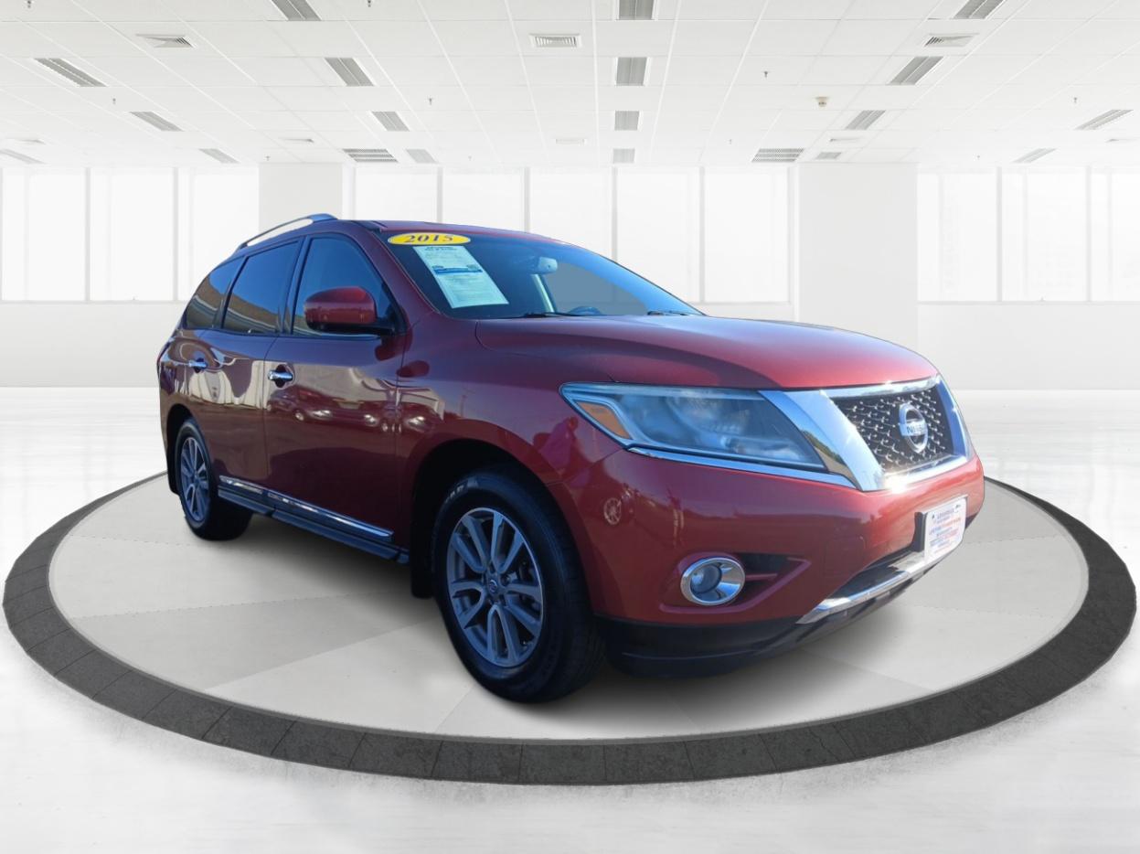 photo of 2015 Nissan Pathfinder SL 4WD