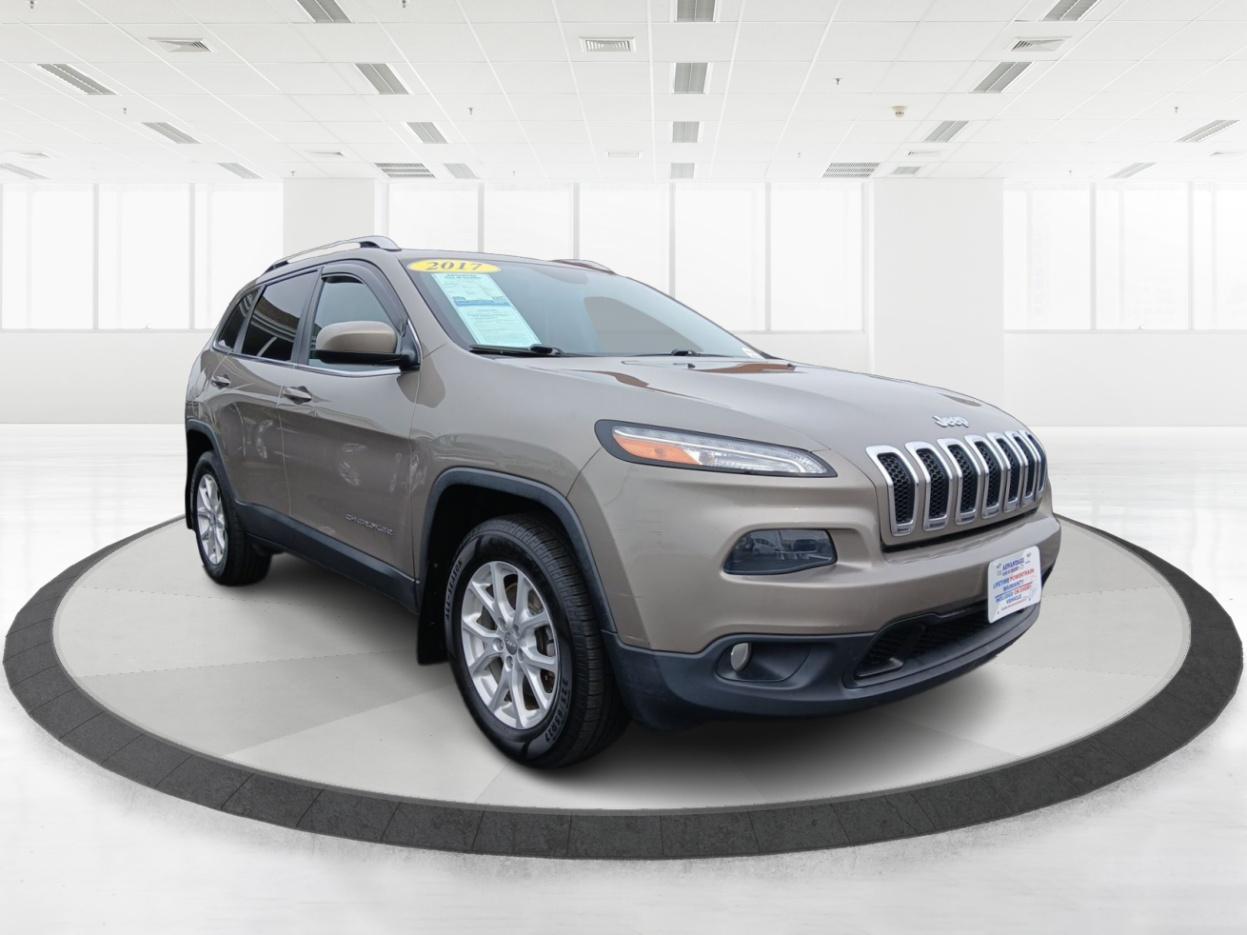 photo of 2017 Jeep Cherokee Latitude 4WD