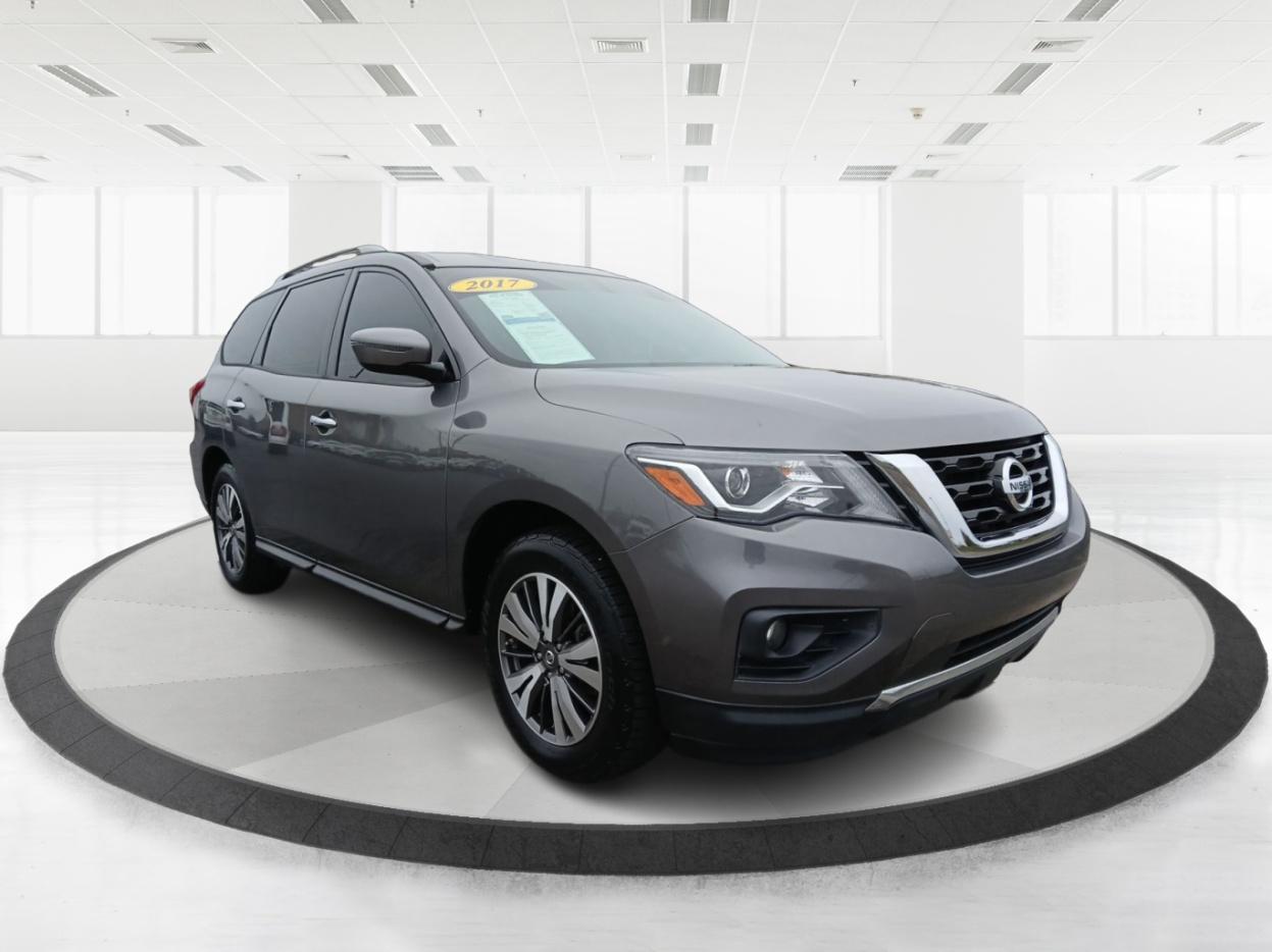 photo of 2017 Nissan Pathfinder Platinum 2WD