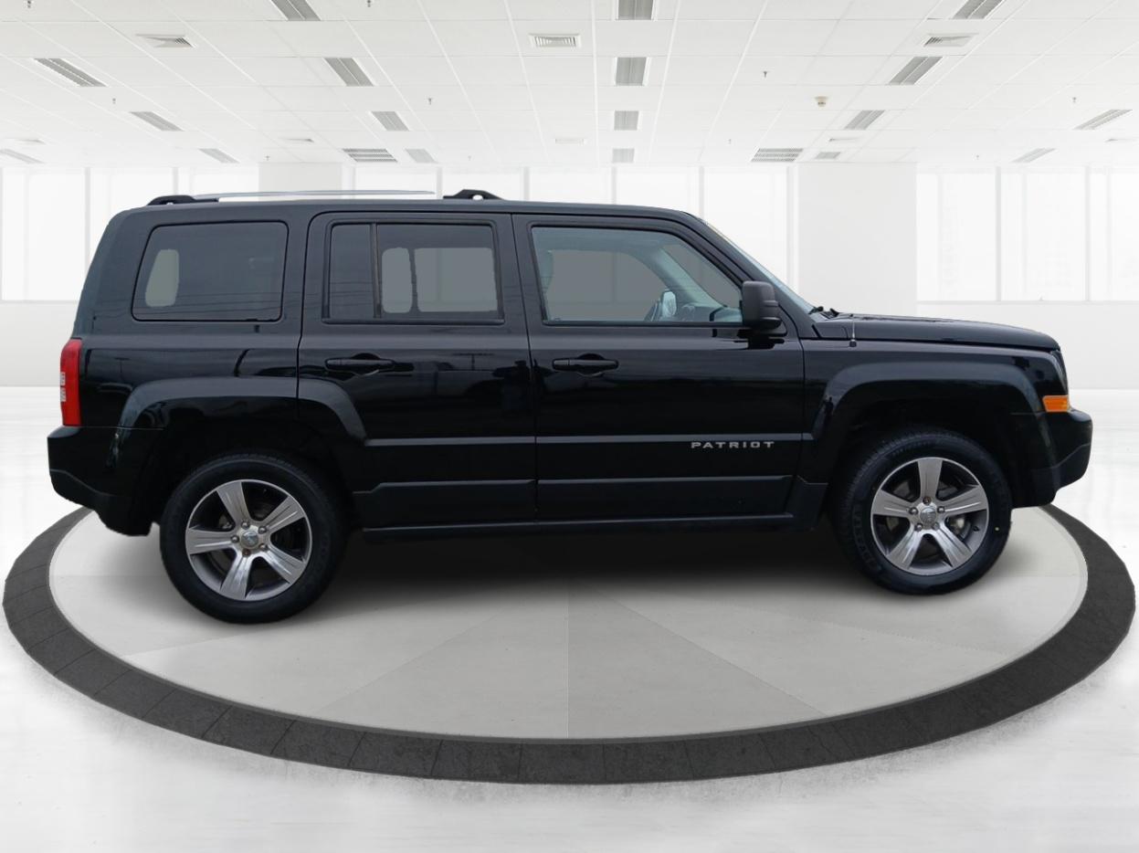 photo of 2017 Jeep Patriot Latitude 4WD