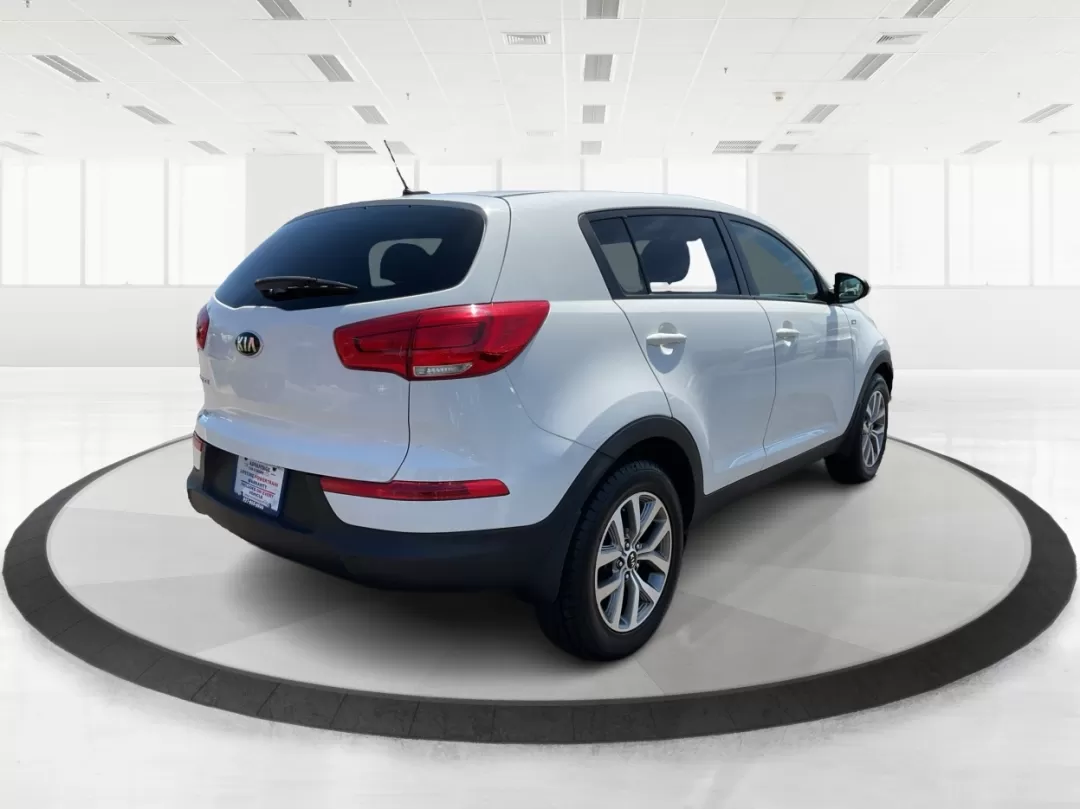 2015 Kia Sportage LX (KNDPBCAC7F7) with an Other engine, located at 880 E. National Road, Vandalia, OH, 45377, (937) 908-9800, 39.891918, -84.183594 - Photo#2