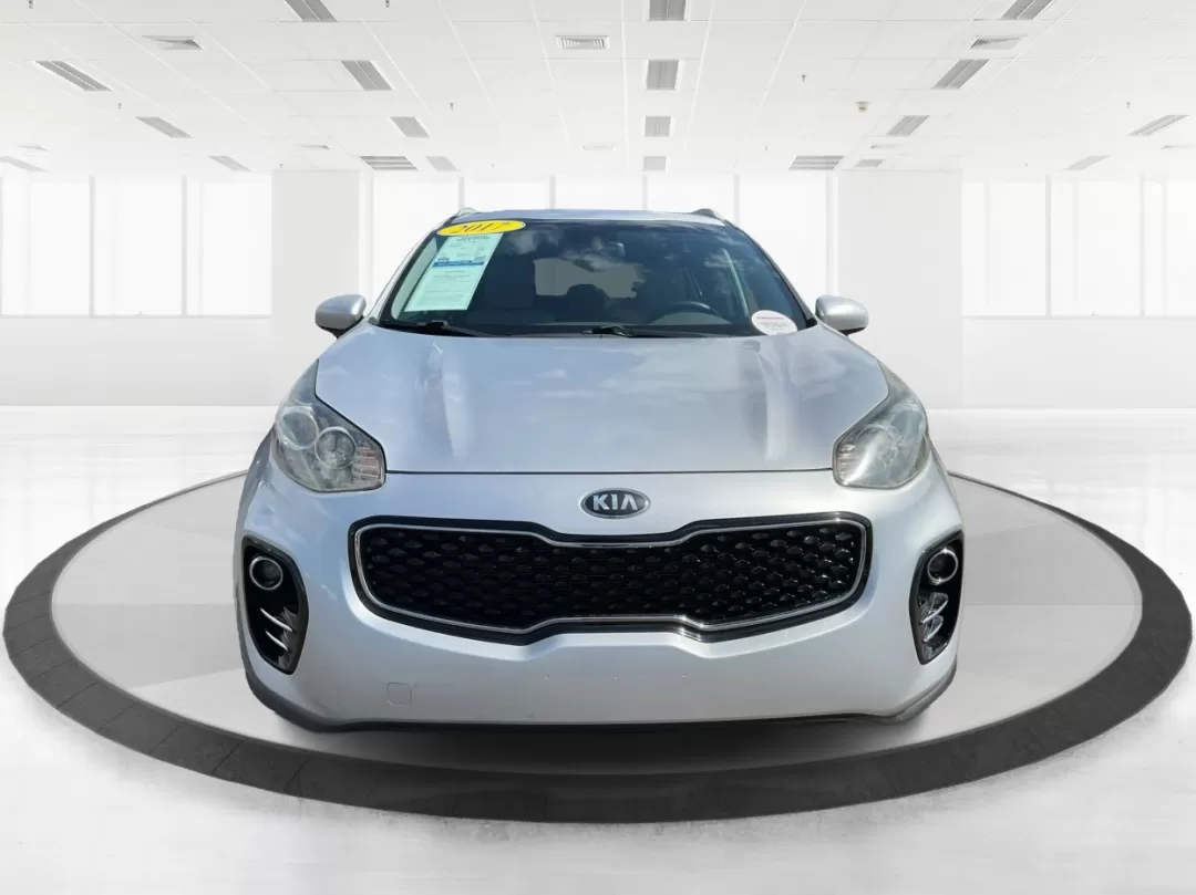 2017 Kia Sportage LX (KNDPMCAC2H7) with an Theta II 2.4L I-4 gasoline direct injection engine, located at 880 E. National Road, Vandalia, OH, 45377, (937) 908-9800, 39.891918, -84.183594 - Elevate your daily drive and weekend adventures with the versatile 2017 Kia Sportage LX, now available at Advantage Car and Credit in Fairborn, OH. If you're looking for a reliable and stylish crossover that seamlessly fits into your active lifestyle, this vehicle checks all the boxes. Whether you'r - Photo#7