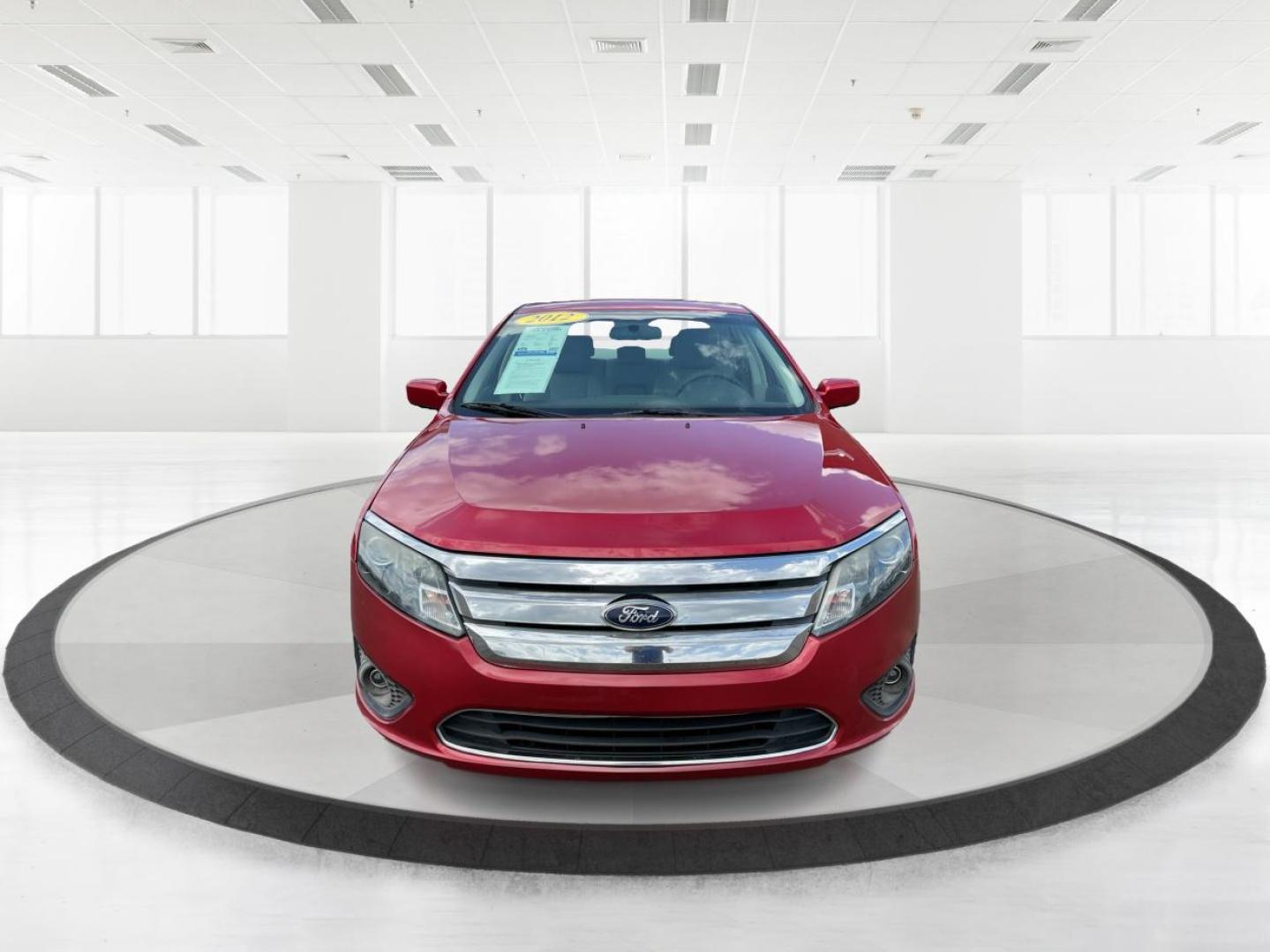 2012 Ford Fusion SE (3FAHP0HA2CR) with an 2.5L L4 DOHC 16V engine, located at 4508 South Dixie Dr, Moraine, OH, 45439, (937) 908-9800, 39.689976, -84.218452 - Photo#6