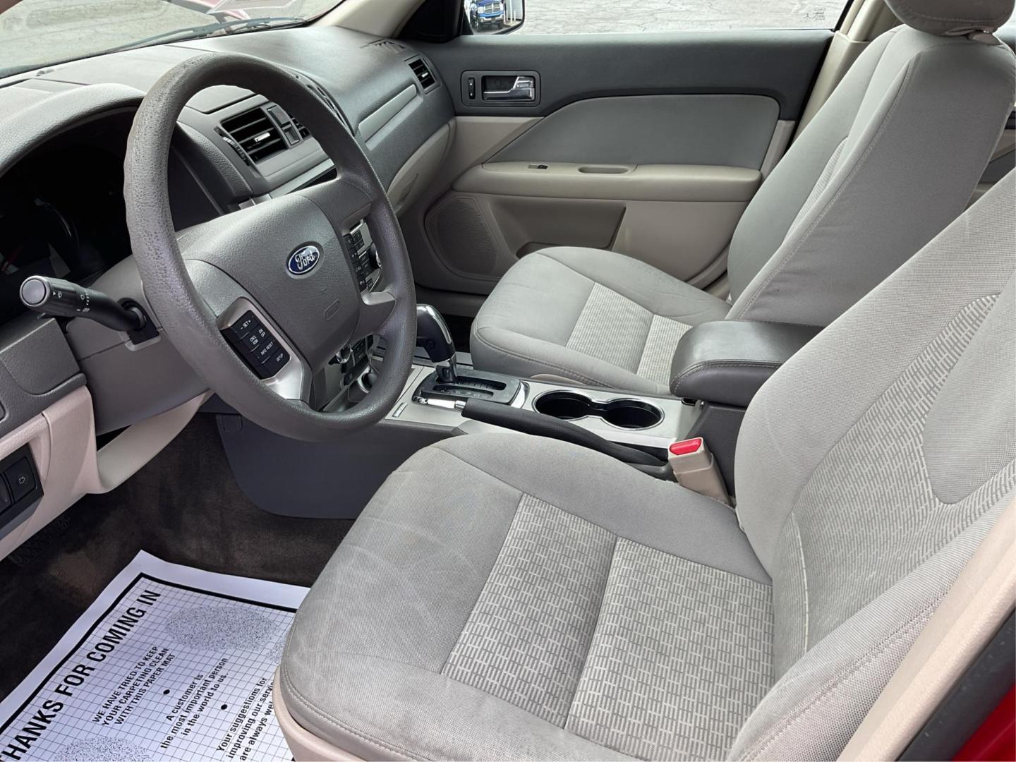 2012 Ford Fusion SE (3FAHP0HA2CR) with an 2.5L L4 DOHC 16V engine, located at 4508 South Dixie Dr, Moraine, OH, 45439, (937) 908-9800, 39.689976, -84.218452 - Photo#8