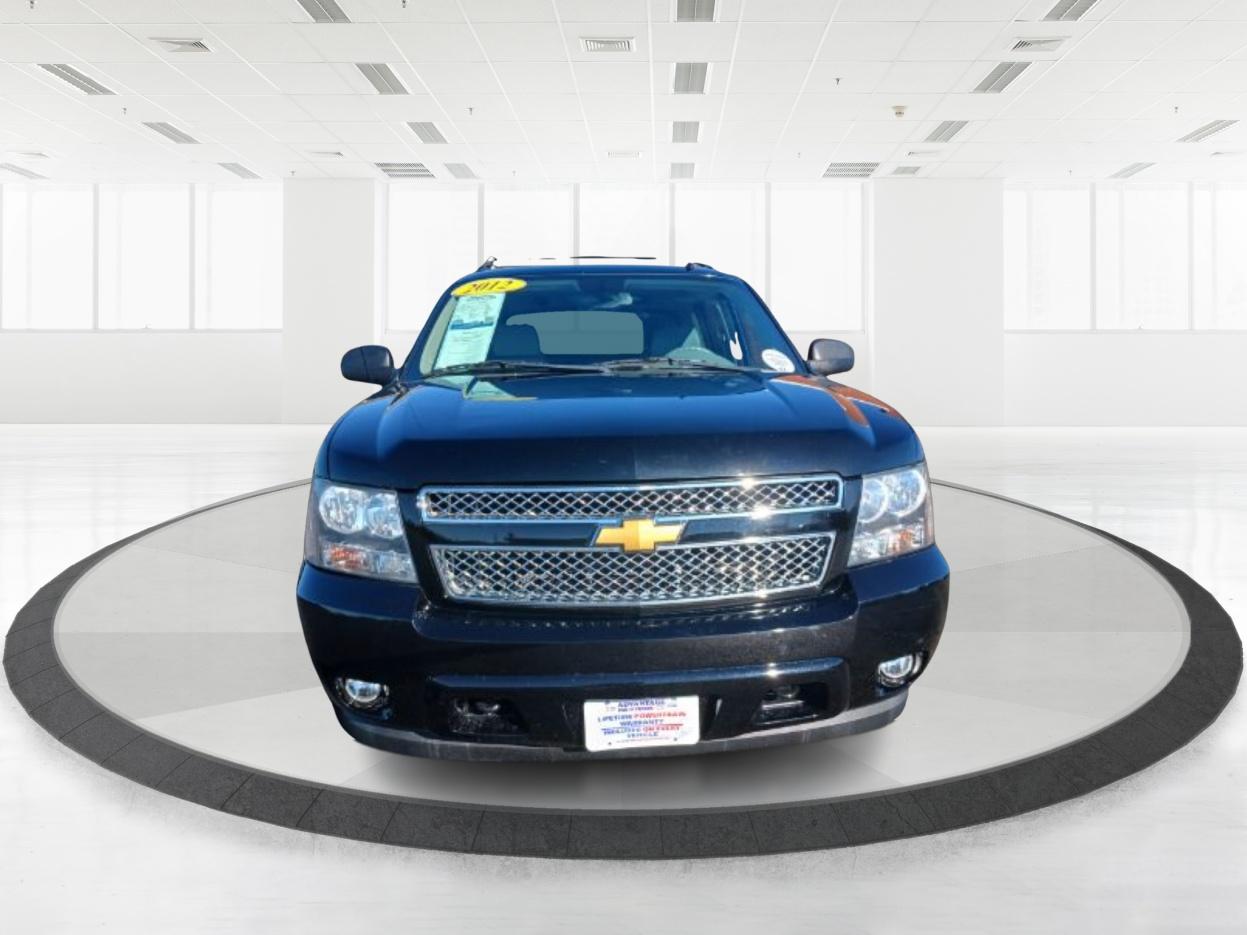 2012 Chevrolet Avalanche LT 4WD (3GNTKFE72CG) with an 5.3L V8 OHV 16V FFV engine, 4-Speed Automatic transmission, located at 8750 N County Rd 25A, Piqua, OH, 45356, (937) 908-9800, 40.164391, -84.232513 - 2012 Chevrolet Avalanche LT 4WD - Photo#17