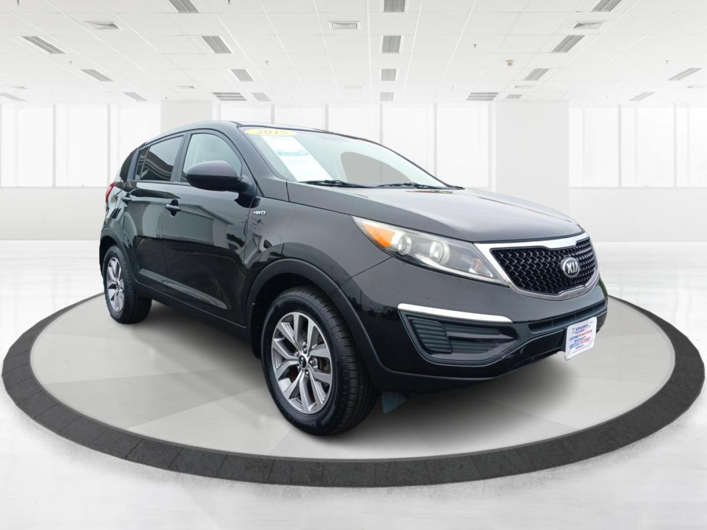 2015 Kia Sportage LX AWD (KNDPBCAC2F7) with an 2.4L V6 DOHC 24V engine, 6-Speed Automatic transmission, located at 1230 East Main St, Xenia, OH, 45385, (937) 908-9800, 39.688026, -83.910172 - Photo#0