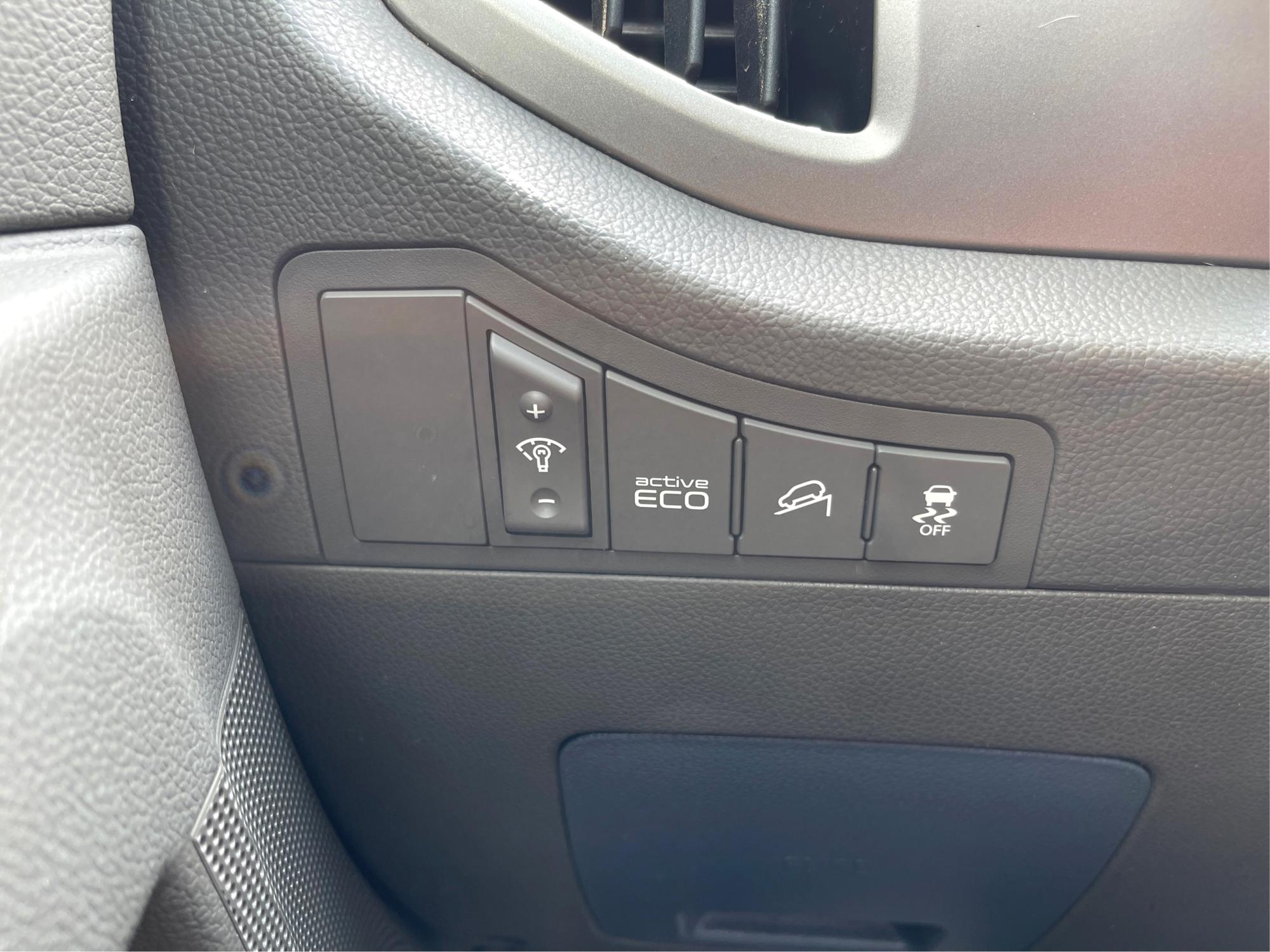 2016 Kia Sportage LX AWD (KNDPBCAC3G7) with an 2.4L V6 DOHC 24V engine, 6-Speed Automatic transmission, located at 4508 South Dixie Dr, Moraine, OH, 45439, (937) 908-9800, 39.689976, -84.218452 - Photo#15