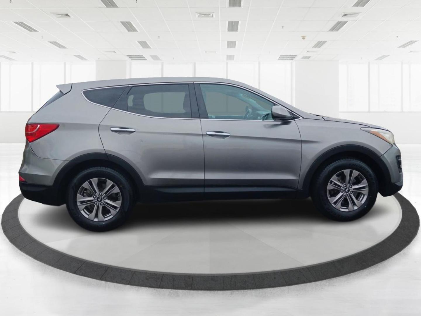 2016 Hyundai Santa Fe Sport 2.4 FWD (5XYZT3LB2GG) with an 2.4L L4 DOHC 16V engine, 6-Speed Automatic transmission, located at 4508 South Dixie Dr, Moraine, OH, 45439, (937) 908-9800, 39.689976, -84.218452 - 2016 Hyundai Santa Fe Sport 2.4 FWD - Photo#1