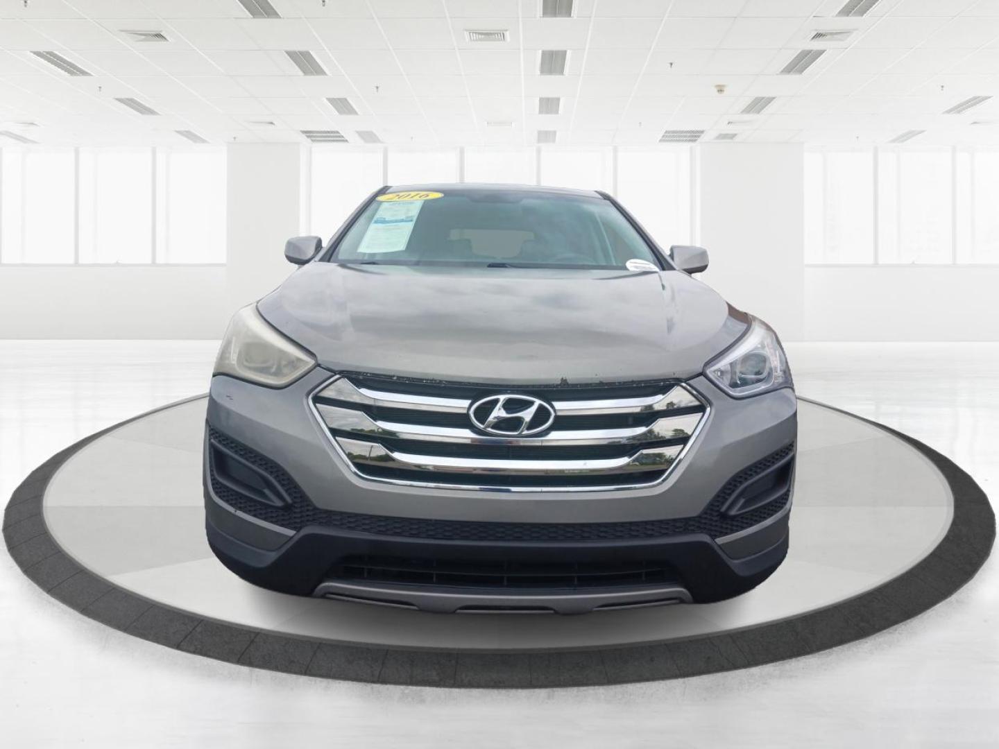 2016 Hyundai Santa Fe Sport 2.4 FWD (5XYZT3LB2GG) with an 2.4L L4 DOHC 16V engine, 6-Speed Automatic transmission, located at 4508 South Dixie Dr, Moraine, OH, 45439, (937) 908-9800, 39.689976, -84.218452 - 2016 Hyundai Santa Fe Sport 2.4 FWD - Photo#6