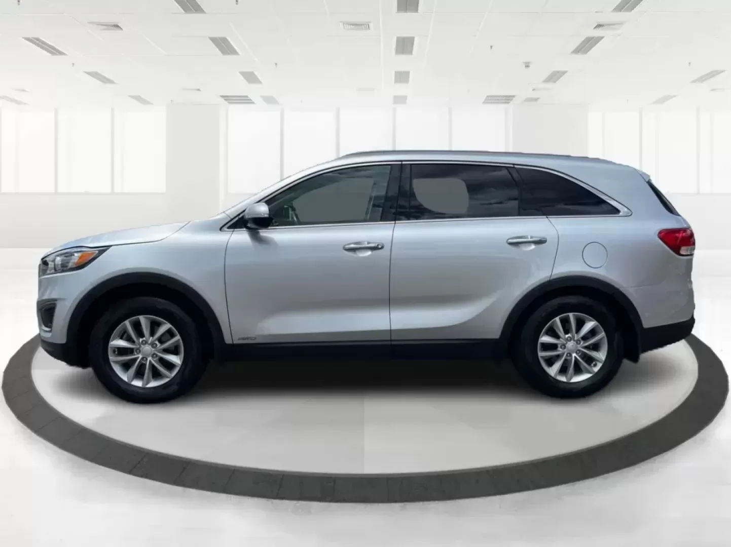 2017 Kia Sorento LX AWD (5XYPGDA32HG) with an 2.4L L4 DOHC 16V engine, 6-Speed Automatic transmission, located at 1951 S Dayton Lakeview Rd., New Carlisle, OH, 45344, (937) 908-9800, 39.890999, -84.050255 - 2017 Kia Sorento LX AWD - Photo#6