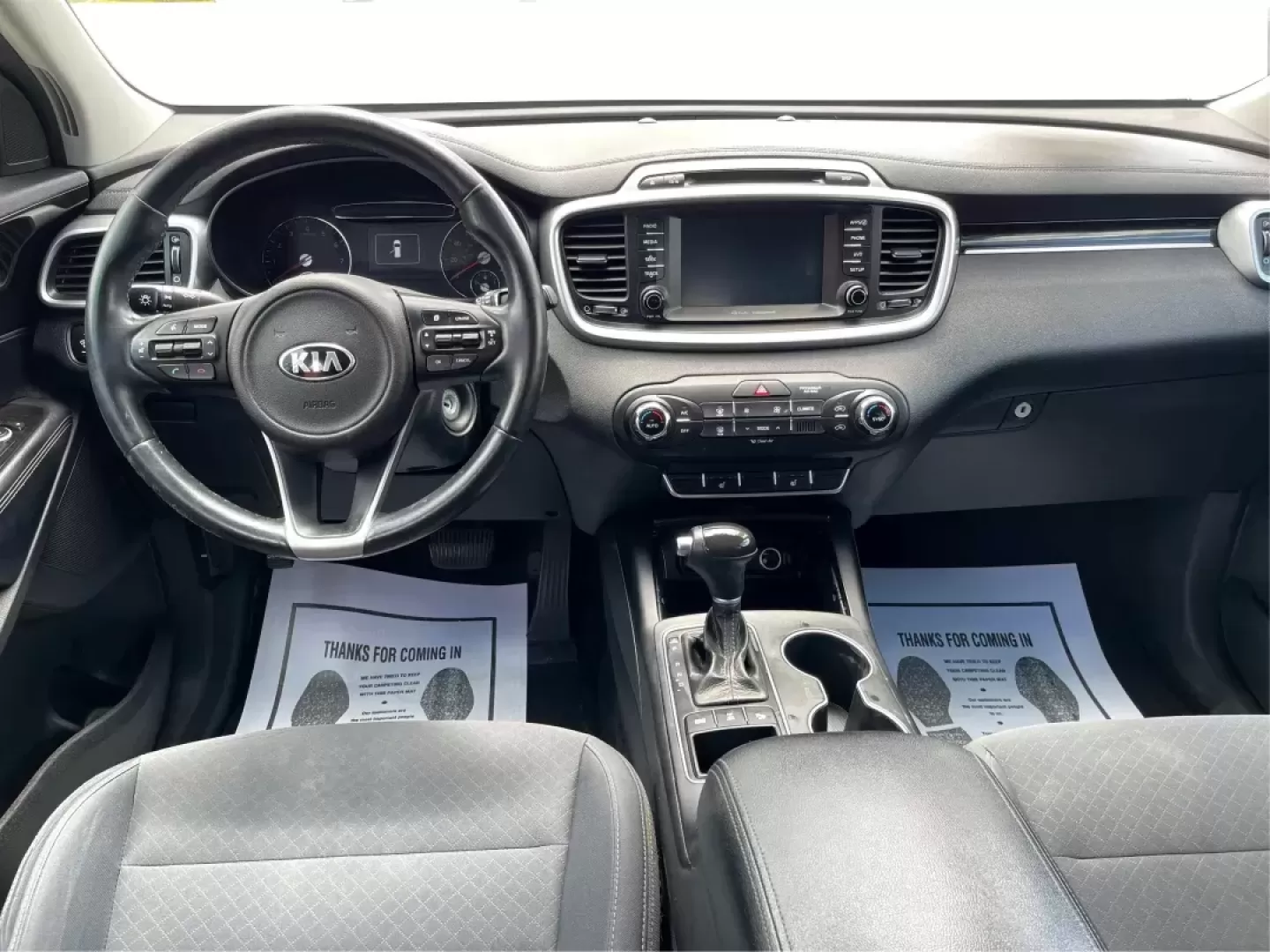 2017 Kia Sorento LX AWD (5XYPGDA32HG) with an 2.4L L4 DOHC 16V engine, 6-Speed Automatic transmission, located at 1951 S Dayton Lakeview Rd., New Carlisle, OH, 45344, (937) 908-9800, 39.890999, -84.050255 - 2017 Kia Sorento LX AWD - Photo#21