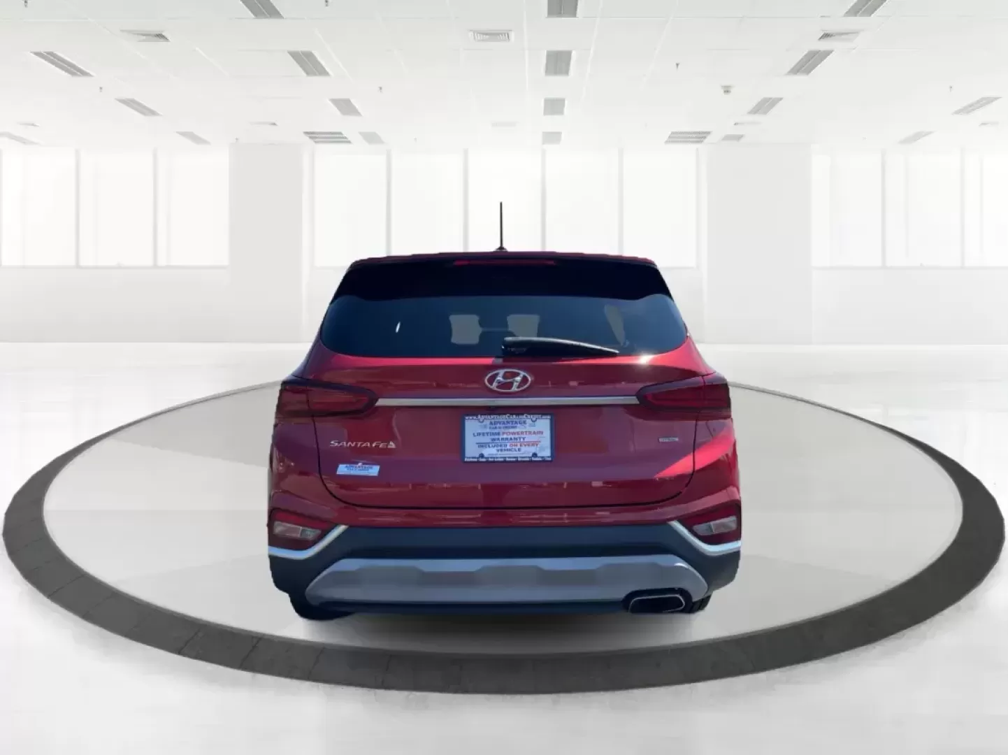 2019 Hyundai Santa Fe SE 2.4 AWD (5NMS2CAD9KH) with an 2.4L L4 DOHC 16V engine, 8-Speed Automatic transmission, located at 8750 N County Rd 25A, Piqua, OH, 45356, (937) 908-9800, 40.164391, -84.232513 - 2019 Hyundai Santa Fe SE 2.4 AWD - Photo#4