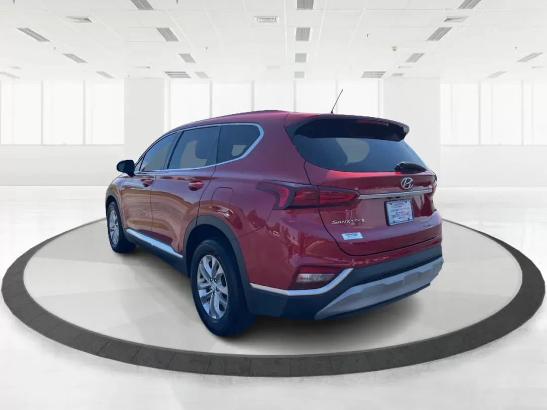 2019 Hyundai Santa Fe SE 2.4 AWD (5NMS2CAD9KH) with an 2.4L L4 DOHC 16V engine, 8-Speed Automatic transmission, located at 8750 N County Rd 25A, Piqua, OH, 45356, (937) 908-9800, 40.164391, -84.232513 - Photo#5