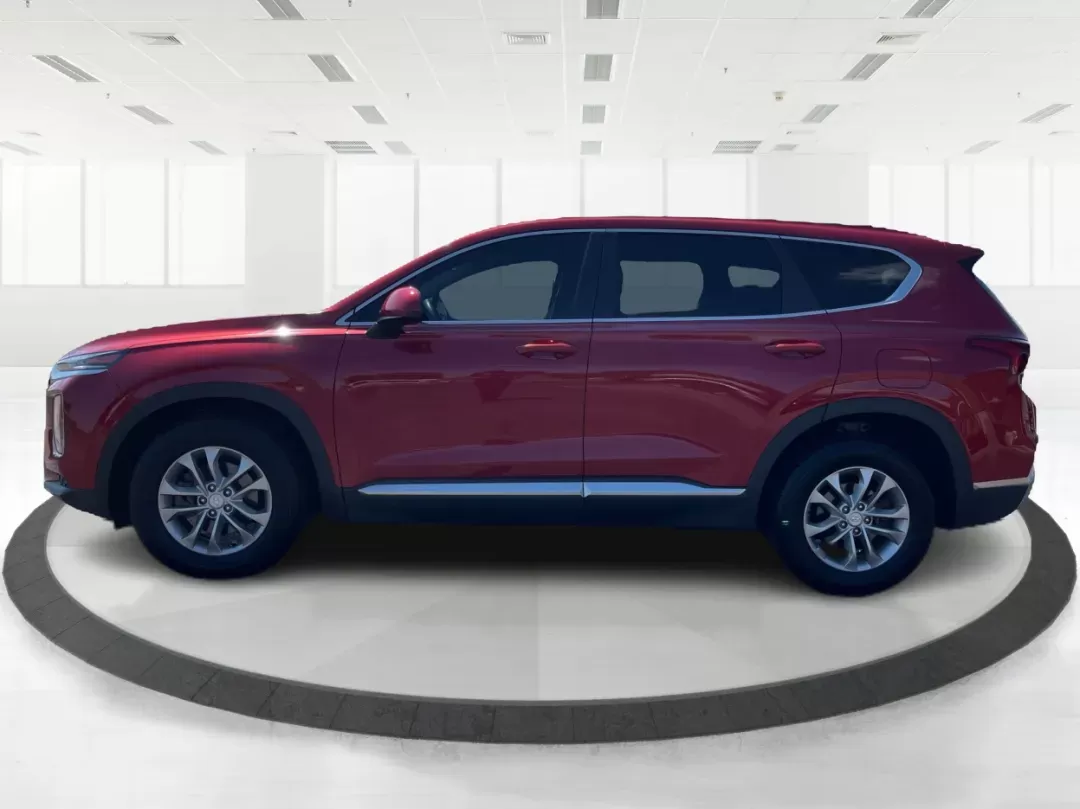 2019 Hyundai Santa Fe SE 2.4 AWD (5NMS2CAD9KH) with an 2.4L L4 DOHC 16V engine, 8-Speed Automatic transmission, located at 8750 N County Rd 25A, Piqua, OH, 45356, (937) 908-9800, 40.164391, -84.232513 - Photo#6