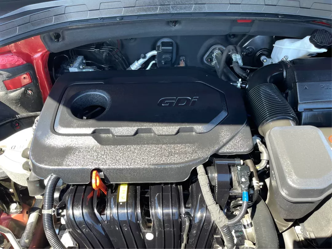 2019 Hyundai Santa Fe SE 2.4 AWD (5NMS2CAD9KH) with an 2.4L L4 DOHC 16V engine, 8-Speed Automatic transmission, located at 8750 N County Rd 25A, Piqua, OH, 45356, (937) 908-9800, 40.164391, -84.232513 - Photo#11