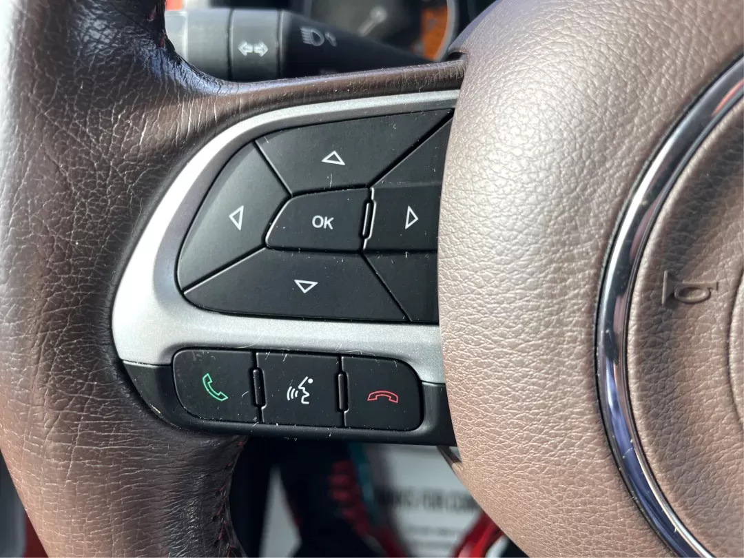 2015 Jeep Renegade Latitude 4WD (ZACCJBBT2FP) with an 2.4L L4 DOHC 16V engine, 6-Speed Manual transmission, located at 1184 Kauffman Ave, Fairborn, OH, 45324, (937) 908-9800, 39.807072, -84.030914 - 2015 Jeep Renegade Latitude 4WD - Photo#16