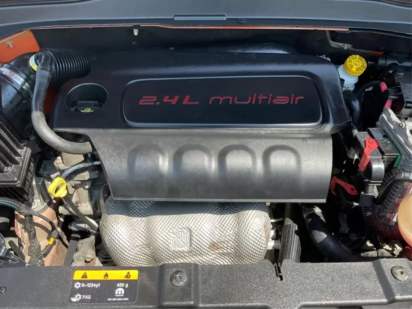 2015 Jeep Renegade Latitude 4WD (ZACCJBBT2FP) with an 2.4L L4 DOHC 16V engine, 6-Speed Manual transmission, located at 1184 Kauffman Ave, Fairborn, OH, 45324, (937) 908-9800, 39.807072, -84.030914 - **Discover Your Next Adventure with the 2015 Jeep Renegade Latitude 4WD at Advantage Car and Credit!**<br /> <br /> Are you ready to embrace a lifestyle filled with adventure and exploration? The 2015 Jeep Renegade Latitude 4WD is your perfect companion for weekend getaways, family outings, and dail - Photo#10