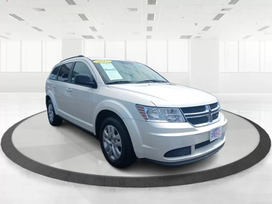 photo of 2017 Dodge Journey SE