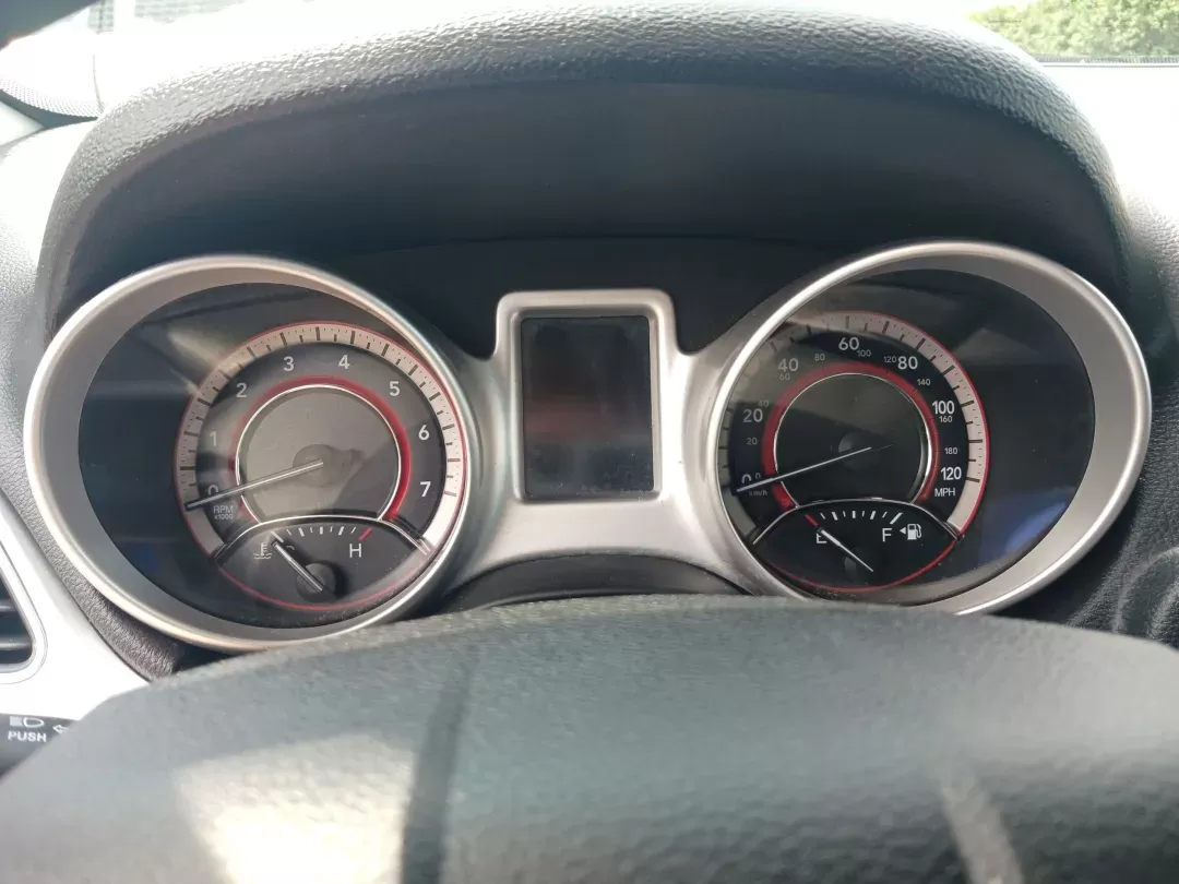 2017 Dodge Journey SE (3C4PDCAB2HT) with an 2.4L L4 DOHC 16V engine, 4-Speed Automatic transmission, located at 1951 S Dayton Lakeview Rd., New Carlisle, OH, 45344, (937) 908-9800, 39.890999, -84.050255 - Photo#15