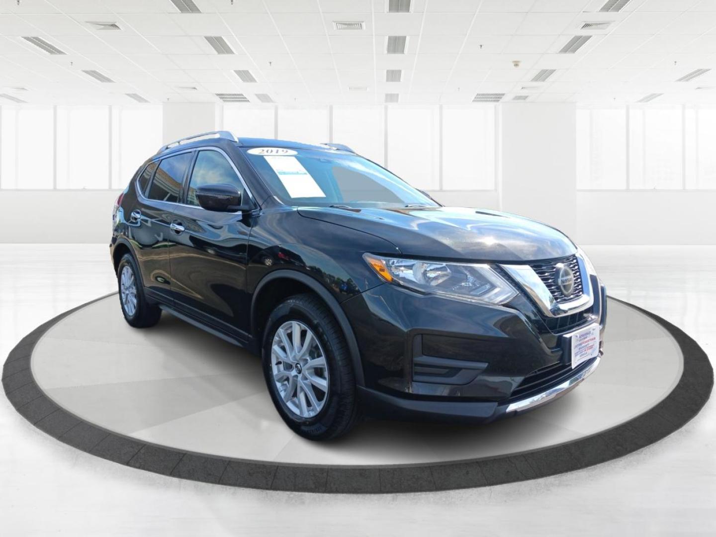 2019 Nissan Rogue SV AWD (KNMAT2MV8KP) with an 2.5L L4 DOHC 16V engine, Continuously Variable Transmission transmission, located at 1230 East Main St, Xenia, OH, 45385, (937) 908-9800, 39.688026, -83.910172 - 2019 Nissan Rogue SV AWD - Photo#0