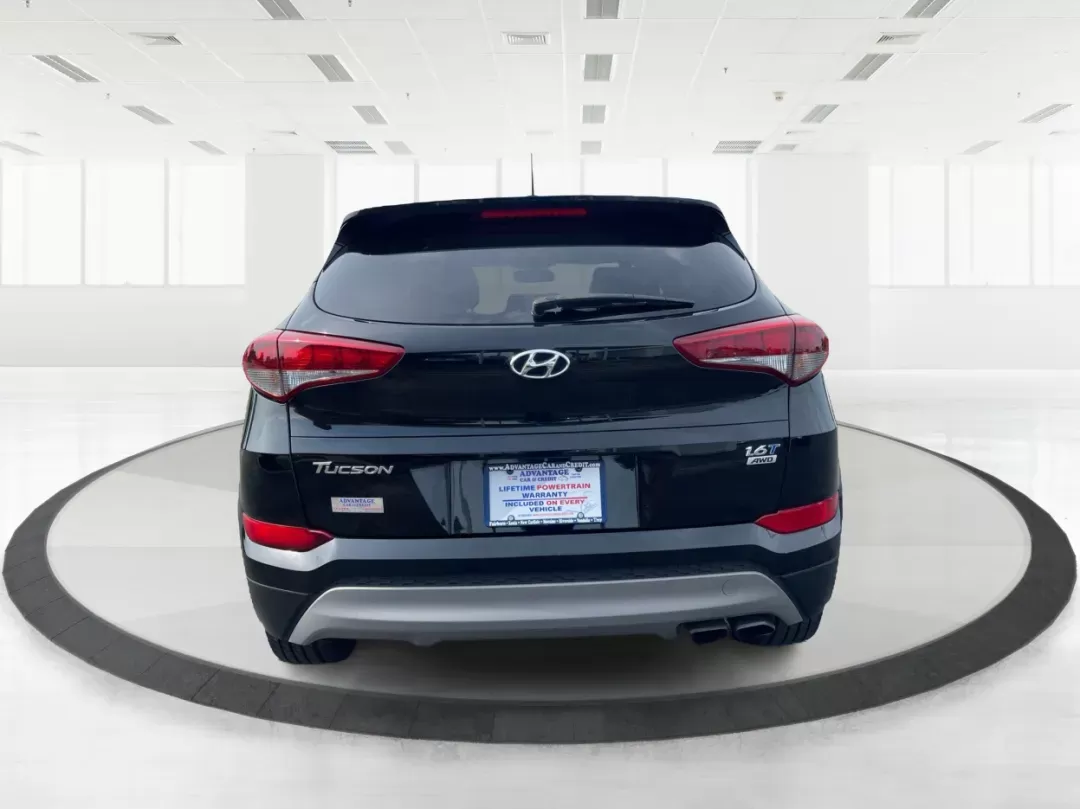 2017 Hyundai Tucson Night (KM8J3CA29HU) with an Other engine, located at 4508 South Dixie Dr, Moraine, OH, 45439, (937) 908-9800, 39.689976, -84.218452 - 2017 Hyundai Tucson Night - Photo#4