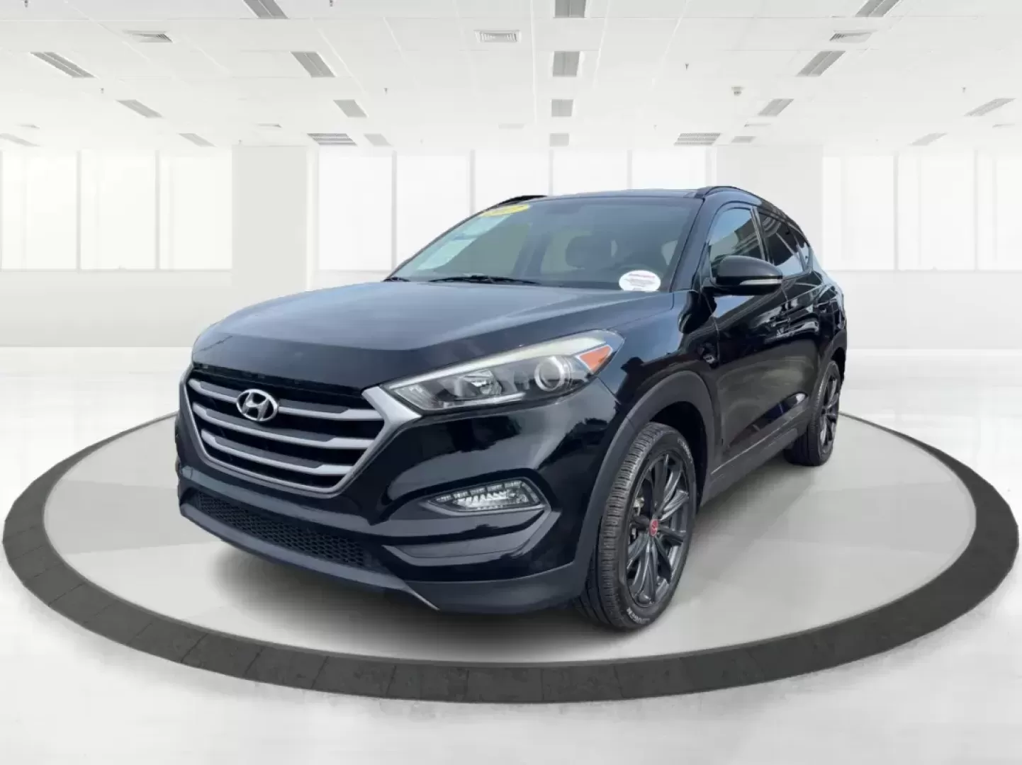 2017 Hyundai Tucson Night (KM8J3CA29HU) with an Other engine, located at 4508 South Dixie Dr, Moraine, OH, 45439, (937) 908-9800, 39.689976, -84.218452 - 2017 Hyundai Tucson Night - Photo#8