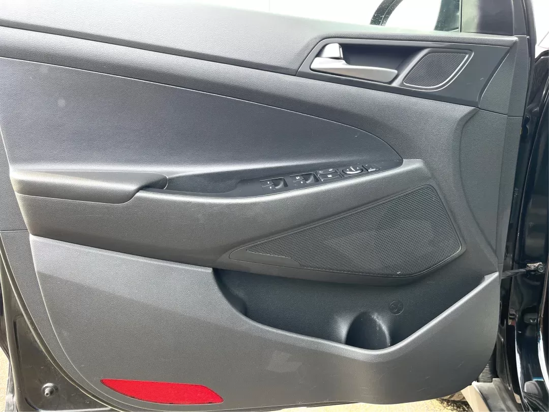 2017 Hyundai Tucson Night (KM8J3CA29HU) with an Other engine, located at 4508 South Dixie Dr, Moraine, OH, 45439, (937) 908-9800, 39.689976, -84.218452 - 2017 Hyundai Tucson Night - Photo#19