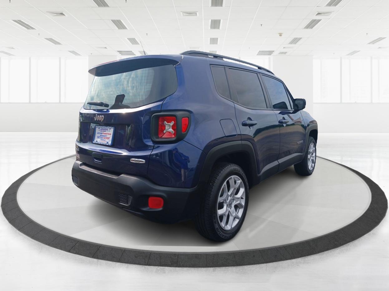 2018 /Black, premium cloth Jeep Renegade Latitude 4WD (ZACCJBBB6JP) with an 2.4L L4 DOHC 16V engine, Automatic transmission, located at 4508 South Dixie Dr, Moraine, OH, 45439, (937) 908-9800, 39.689976, -84.218452 - 2018 Jeep Renegade Latitude 4WD - Photo#2