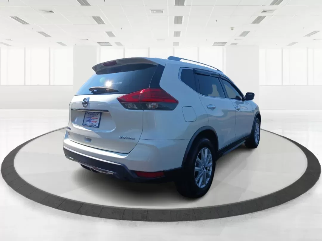 2017 Nissan Rogue SV AWD (KNMAT2MV9HP) with an 2.5L L4 DOHC 16V engine, Continuously Variable Transmission transmission, located at 1184 Kauffman Ave, Fairborn, OH, 45324, (937) 908-9800, 39.807072, -84.030914 - Photo#2