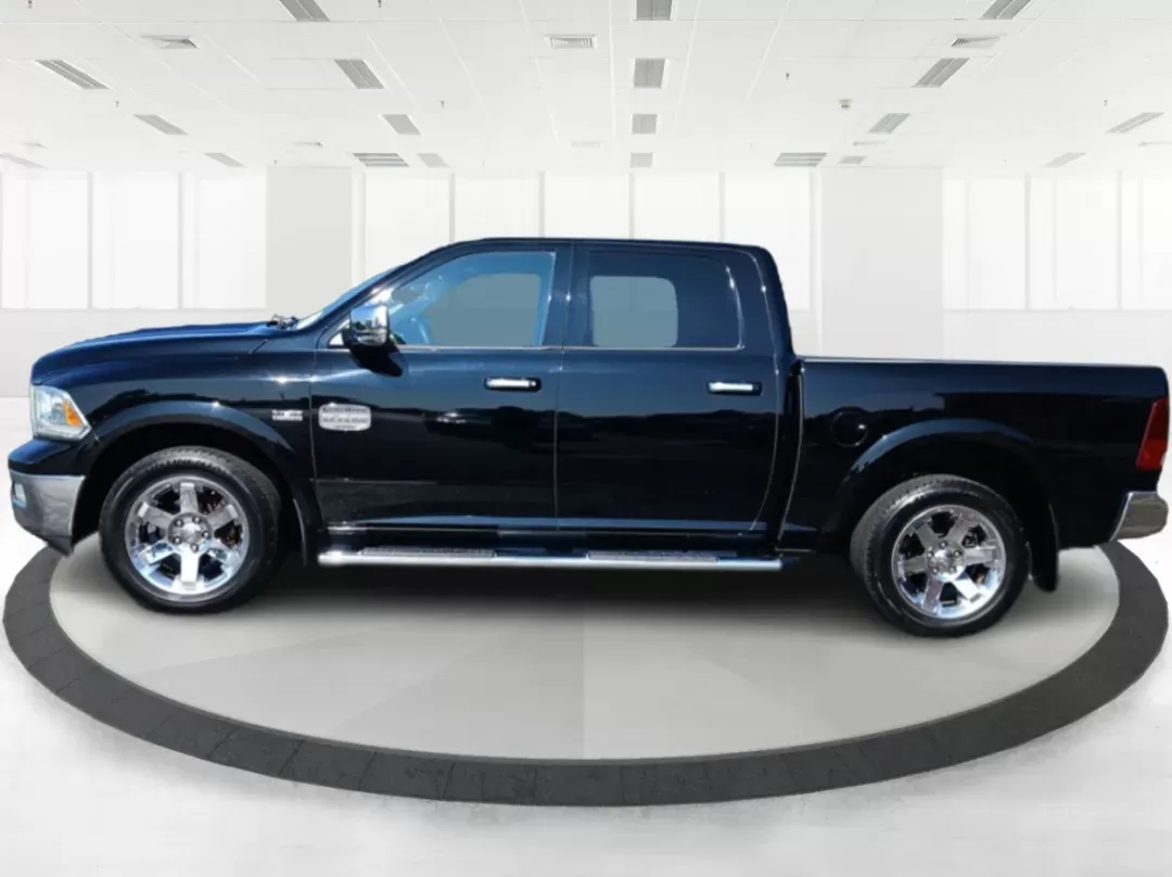 2012 Ram 1500 Laramie Longhorn Edition Crew Cab 4WD (1C6RD7PT6CS) with an 5.7L V8 OHV 16V engine, 6-Speed Automatic transmission, located at 1099 N County Rd 25A , Troy, OH, 45373, (937) 908-9800, 40.057079, -84.212883 - One Owner - Photo#6