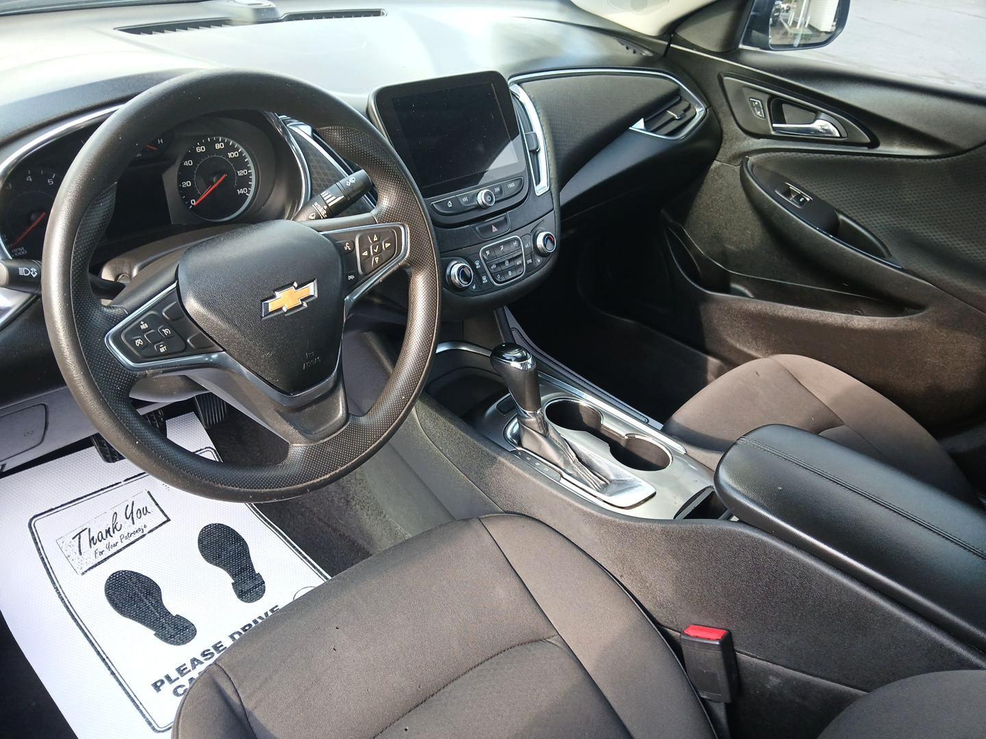 2019 Chevrolet Malibu LT (1G1ZD5ST2KF) with an 1.5L L4 DOHC 16V engine, 6-Speed Automatic transmission, located at 1099 N County Rd 25A, Troy, OH, 45373, (937) 908-9800, 40.057079, -84.212883 - 2019 Chevrolet Malibu LT - Photo#8