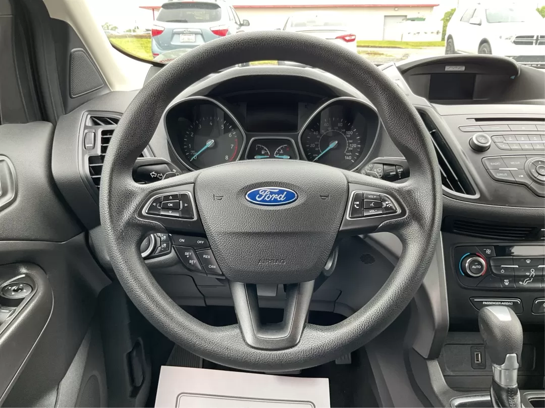2017 Ford Escape SE (1FMCU9GD0HU) with an Other engine, located at 880 E. National Road, Vandalia, OH, 45377, (937) 908-9800, 39.891918, -84.183594 - **Explore New Adventures with the 2017 Ford Escape SE - Your Perfect Companion for Every Journey!**<br /> <br /> Imagine embarking on spontaneous weekend getaways or daily commutes with absolute confidence and comfort. The 2017 Ford Escape SE, now available at Advantage Car and Credit in Fairborn, O - Photo#16