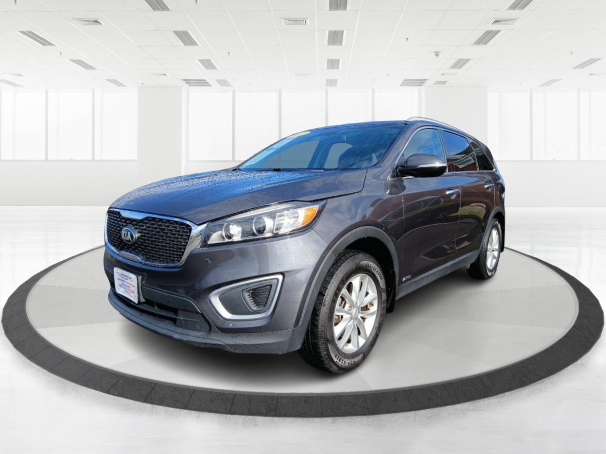 2017 Kia Sorento LX AWD (5XYPGDA39HG) with an 2.4L L4 DOHC 16V engine, 6-Speed Automatic transmission, located at 1230 East Main St, Xenia, OH, 45385, (937) 908-9800, 39.688026, -83.910172 - 2017 Kia Sorento LX AWD - Photo#7